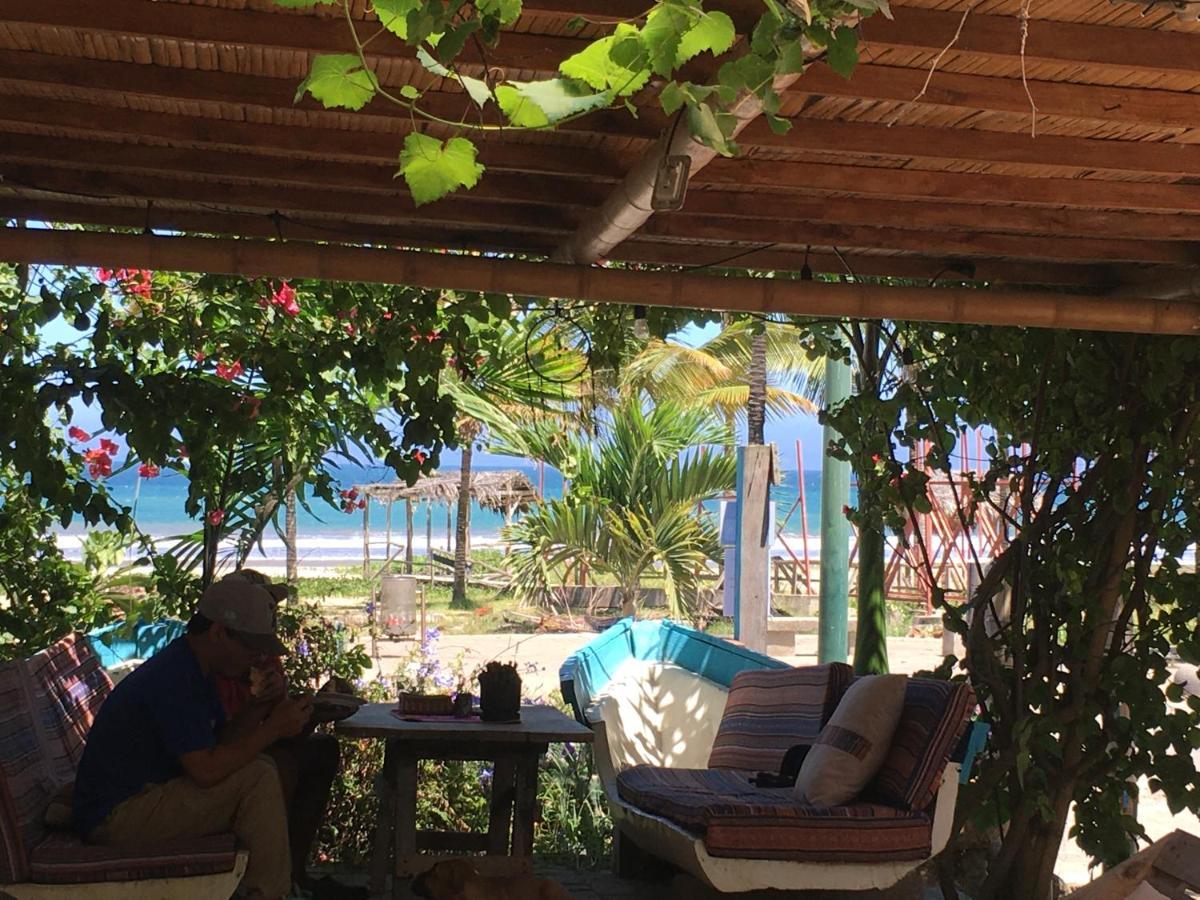 Casita Madame Hotel Puerto López Eksteriør billede