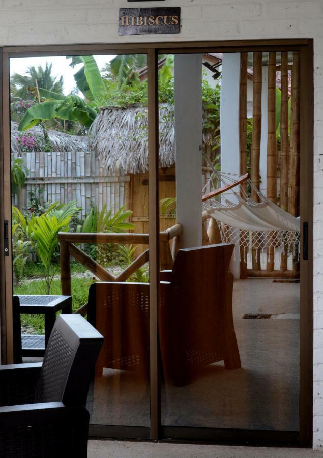 Casita Madame Hotel Puerto López Eksteriør billede